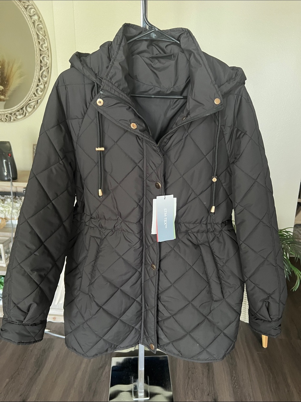 Quilted Hooded Puffer Jacket - Black